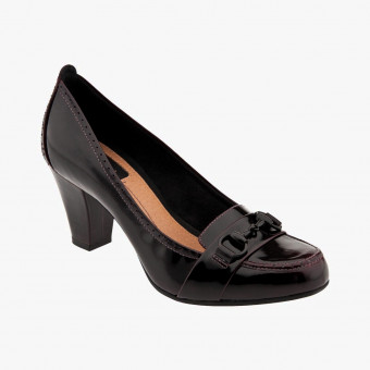 Black leather heels 10